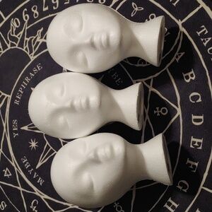 3 Wig Heads